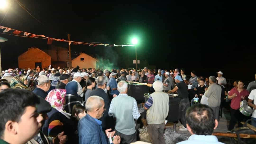 Çay Belediyesi tarafından "Aşure Gecesi" düzenlendi. görseli