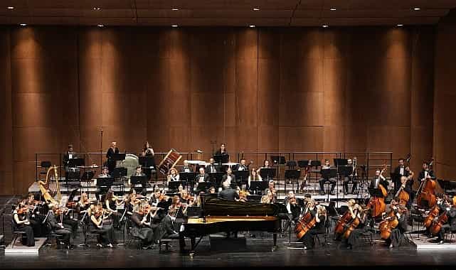 İstanbul Devlet Senfoni Orkestrası DenizBank Konserleri 2025-2026 sanat sezonunu açtı görseli
