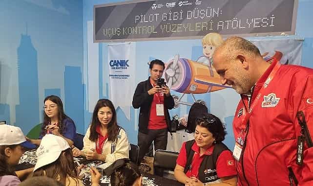 Başkan İbrahim Sandıkçı TEKNOFEST İstanbul'da Gençlerle Buluştu görseli