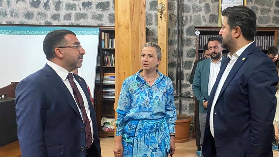 AK Parti Kars Milletvekili Adem Çalkın ve Nevşehir Milletvekili Emre Çalışkan ile birlikte Bedesten ziyareti görseli