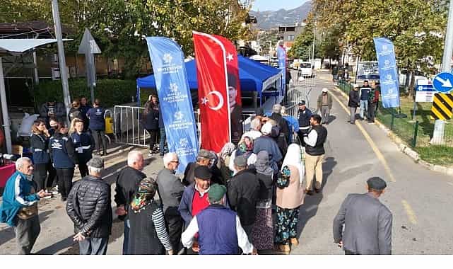 Sultanhisarlı Vatandaşlardan Başkan Çerçioğlu’na Fide Teşekkürü görseli