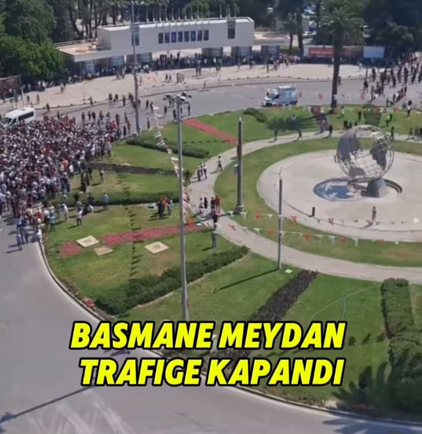 İzmir’de Grev Nedeniyle Okullar Tatil Olacak mı? Veliler Tedirgin! görseli