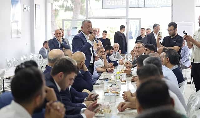 Büyükakın, Çayırova'da dernekleri ziyaret etti görseli