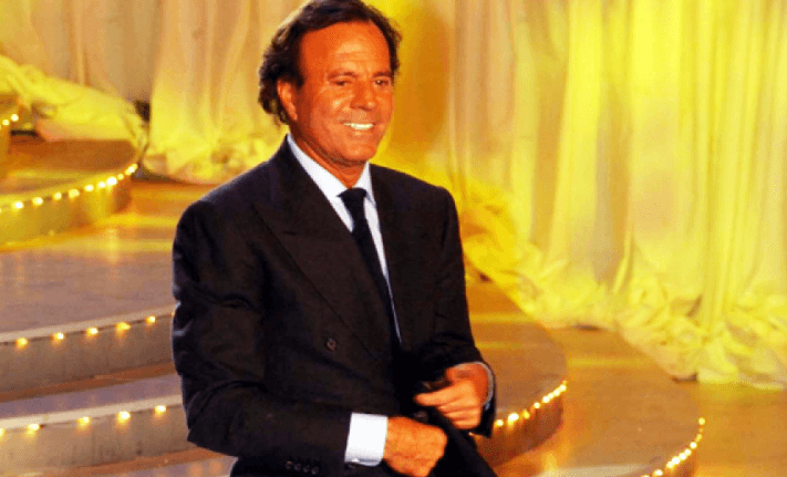 Julio Iglesias’a Ağır Suçlamalar: Taciz ve Fiziksel Şiddet İddiası görseli