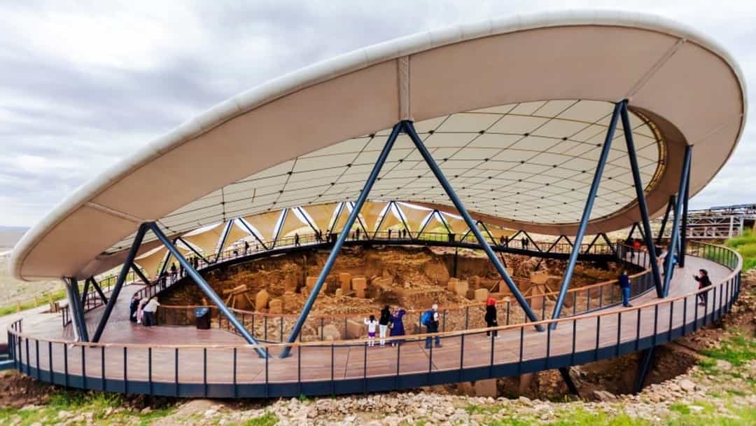 Turizmin lokomotifi: Tarihin sıfır noktası Göbeklitepe! görseli
