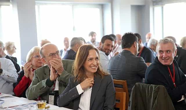 İzmir Kent Konseyleri Birliği, Karşıyaka’da ‘dayanışma’ için buluştu görseli