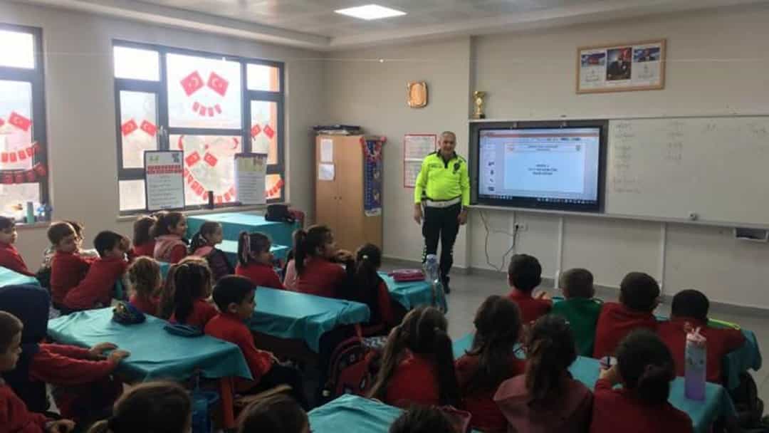 Burdur’da miniklere trafik güvenliği eğitimi görseli