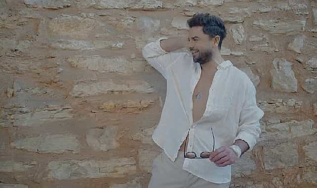 Gökhan Akar 'Alaçatı Kafası'nı kliplendirdi görseli