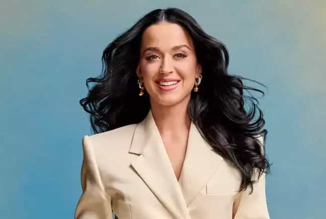 Ünlü Şarkıcı Katy Perry Uzaya Çıkıyor! görseli