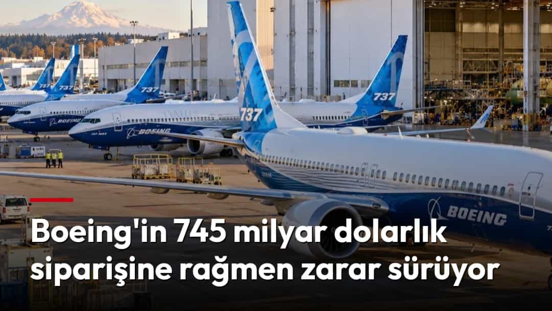 Boeing fabrikasının önünde park halinde duran 737 MAX yolcu uçağı
