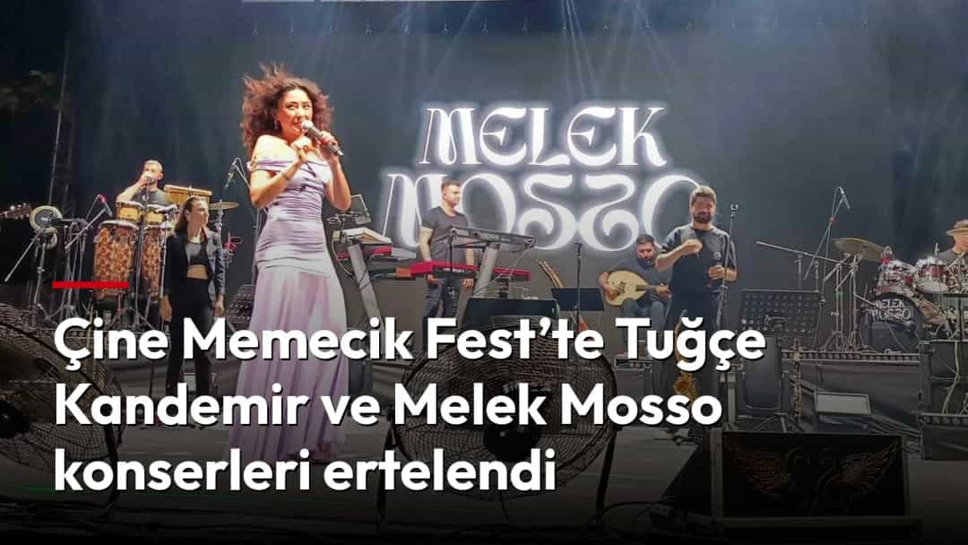 Melek Mosso, sahnede mikrofonla şarkı söylerken