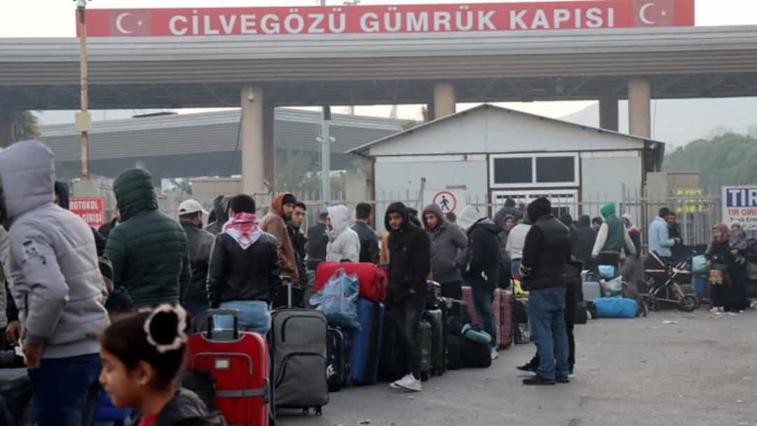 Suriyeliler geri dönüyor: Yeni adımlar devreye alındı görseli