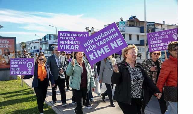 Güzelbahçe Kadına şiddete hayır dedi görseli