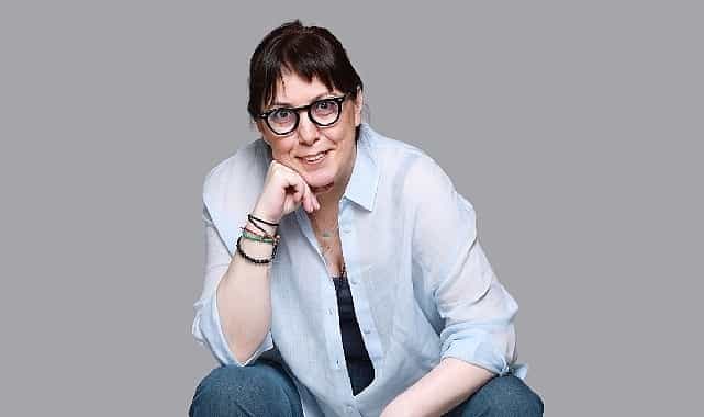 Tuba Ayşe Özgür’den Büyülü Gerçekçiliğin Derinliklerinde Yeni Bir Yolculuk: Kedi Uykusu görseli