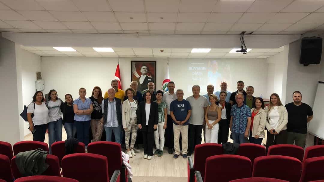 40 Ülkenin Fotoğraflarını Aydın’da Paylaştı görseli