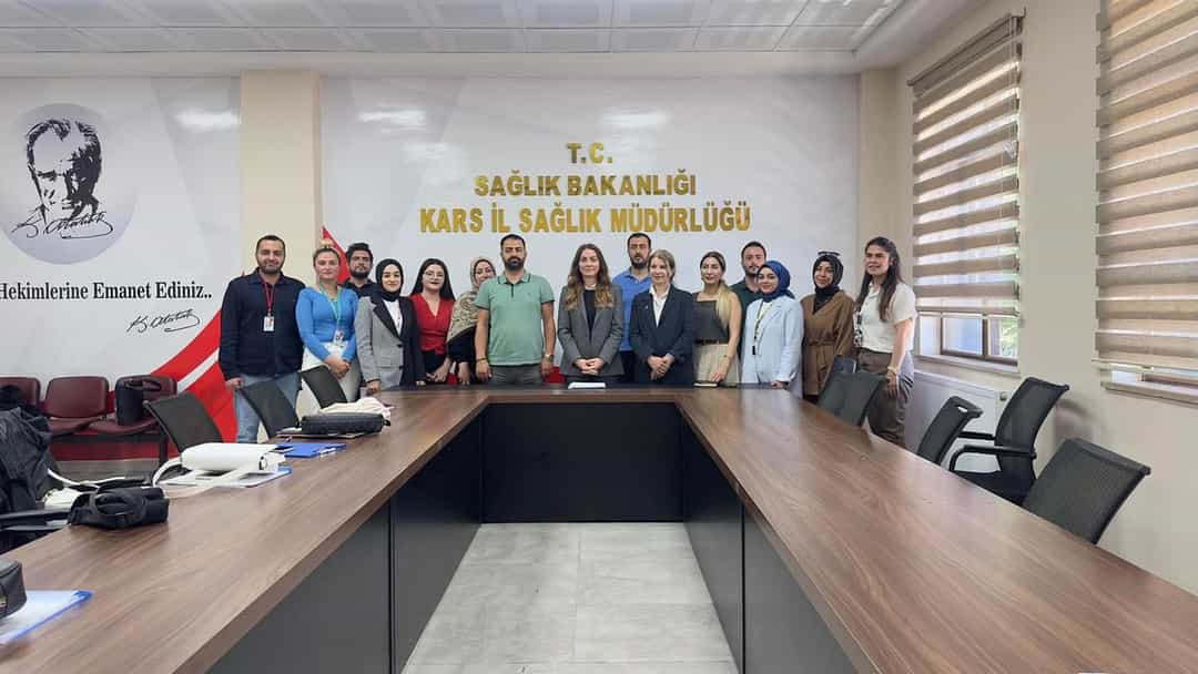Kars Kamu Hastaneleri Hizmetleri Başkanlığı değerlendirme toplantısı gerçekleştirildi görseli