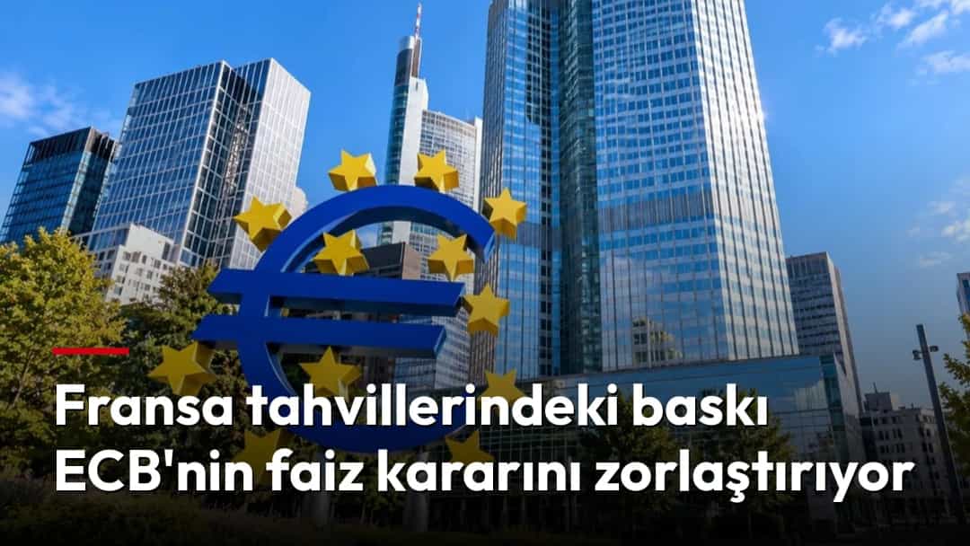Frankfurt’taki Avrupa Merkez Bankası binasının önünde euro simgesi heykeli