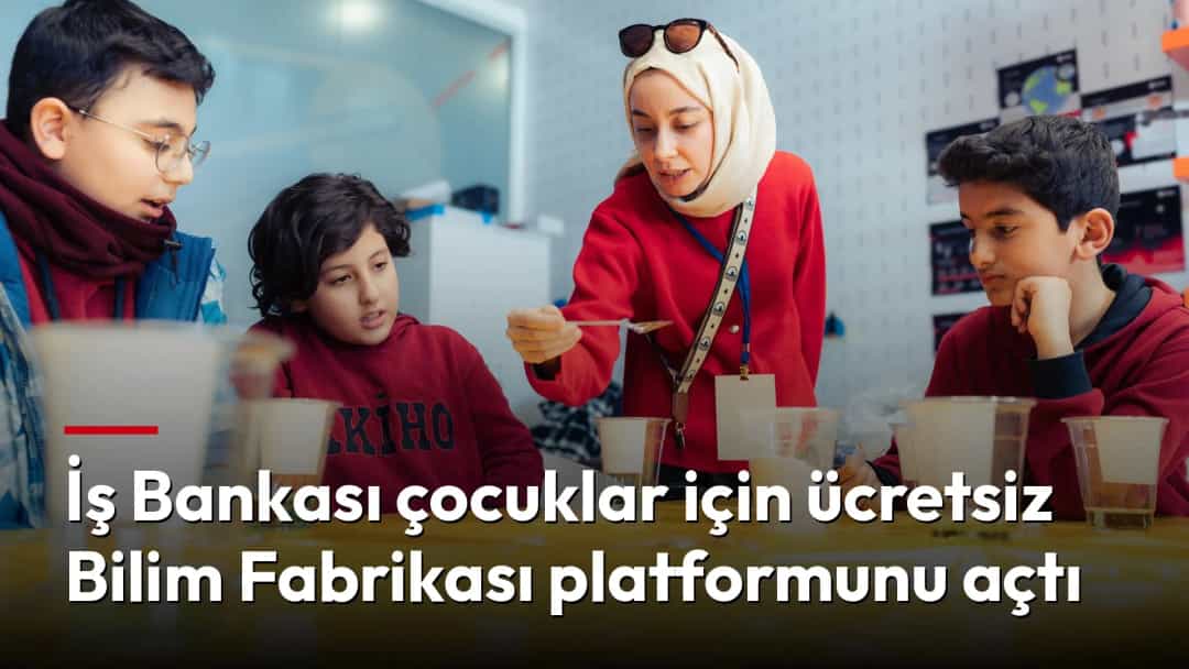 Bir eğitmen, çocuklarla birlikte bilim etkinliğinde deney yapıyor.
