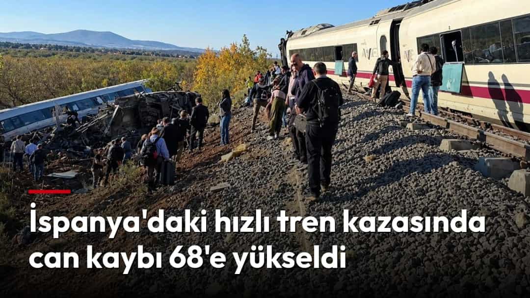 İspanya'daki tren kazasının ardından kurtarma ekipleri raydan çıkan trenlerin çevresinde çalışıyor.