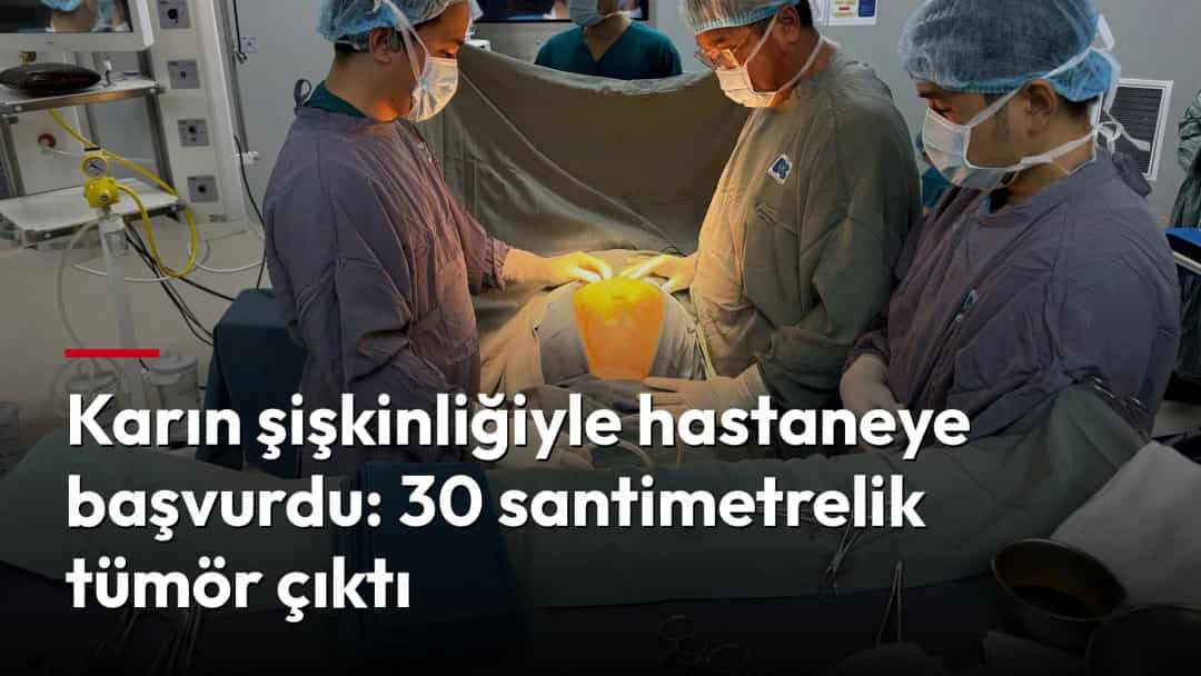 Ameliyathanede çalışan bir cerrahi ekip.