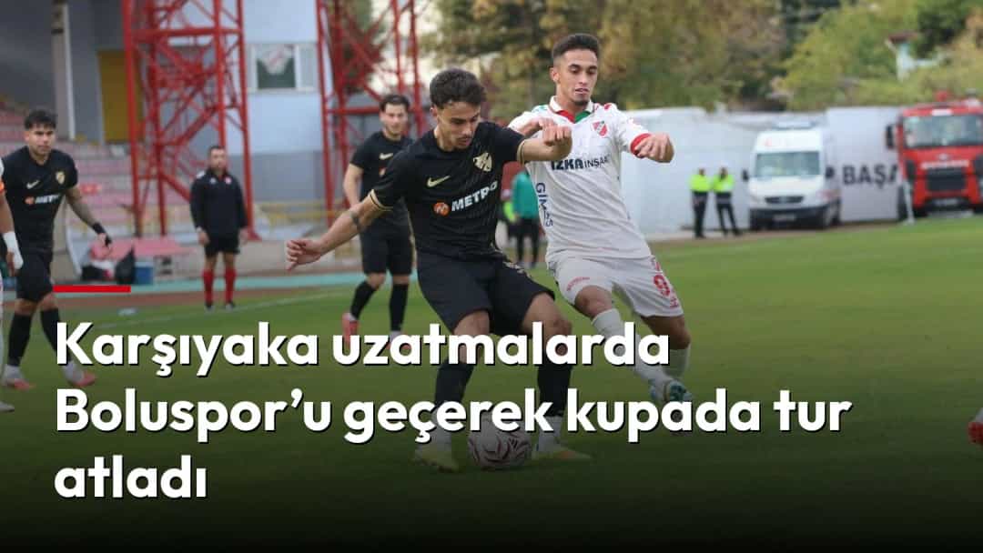 Karşıyaka ve Bolusporlu futbolcular, maç sırasında topa sahip olmak için mücadele ediyor.