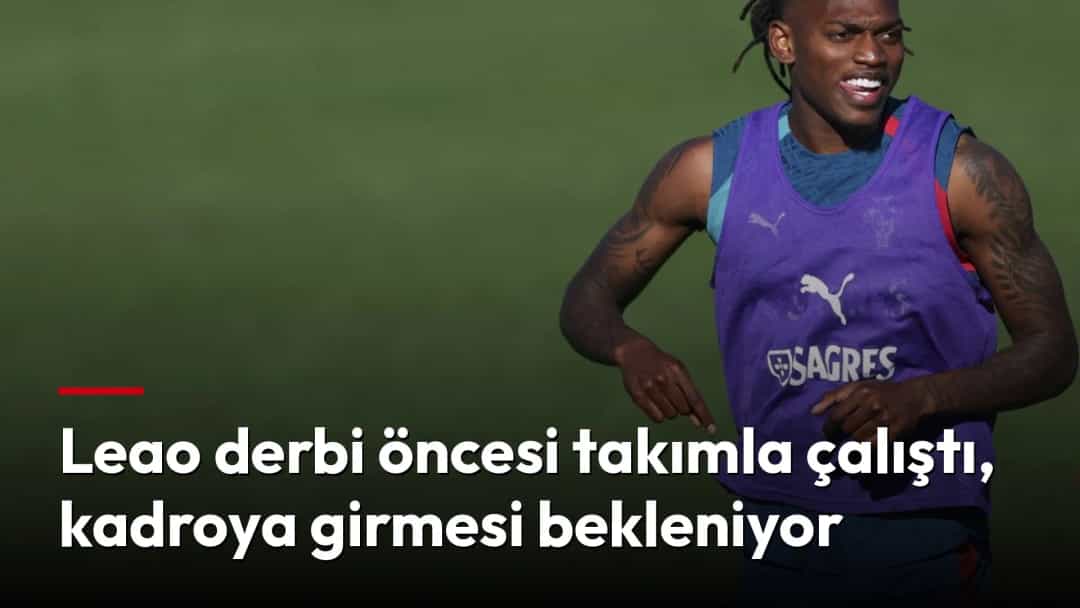 Rafael Leão, antrenman sırasında mor yeleğiyle sahada koşuyor.