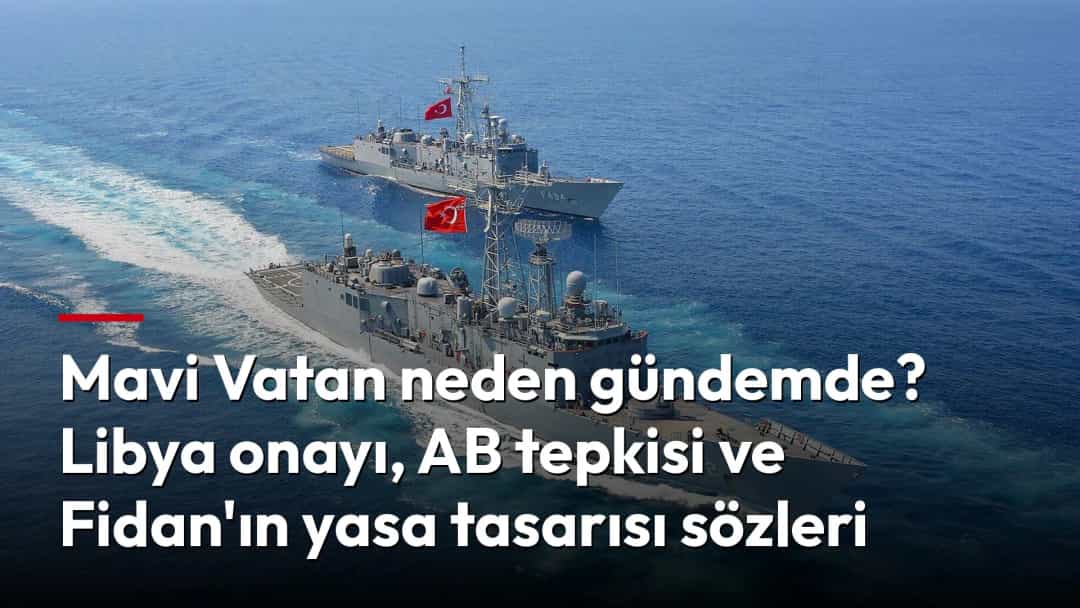 Açık denizde art arda seyreden, Türk bayraklı F492 ve F494 borda numaralı iki fırkateyn