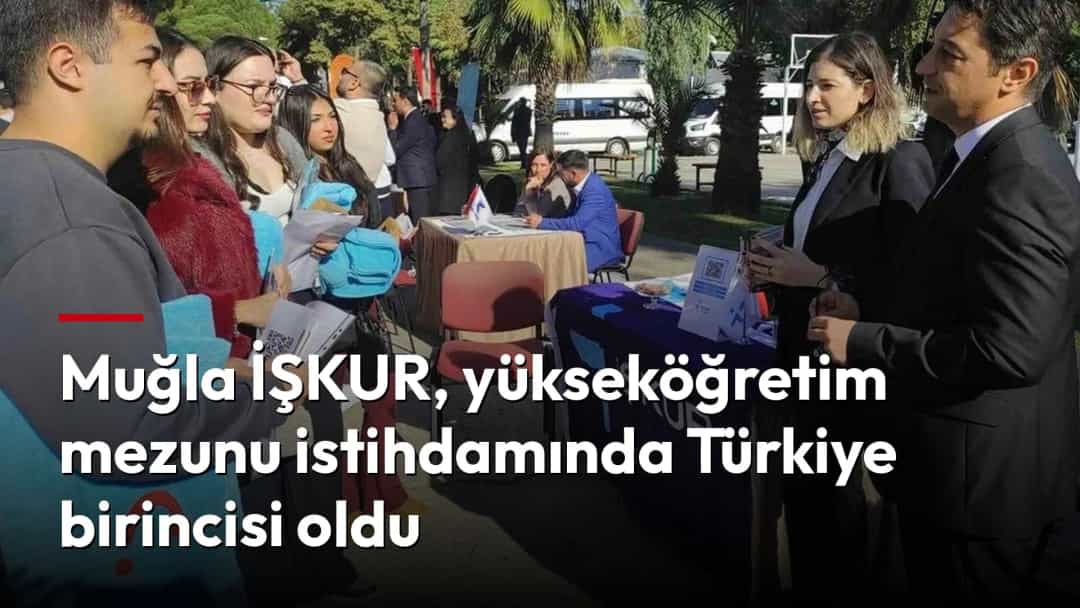 Bir İŞKUR standında görevliler, iş arayanlarla görüşüyor.