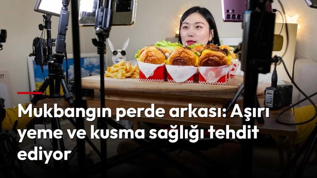 Işık ve kameralarla çevrili bir masada, yiyeceklerin önünde mukbang yayını yapan bir kadın.