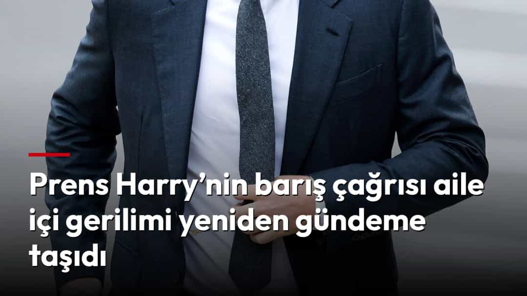 Prens Harry koyu renk takım elbisesiyle yürürken