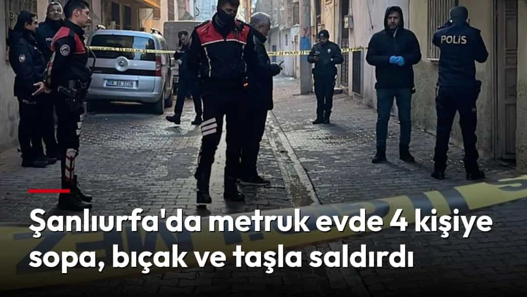 Şanlıurfa'da saldırının yaşandığı sokakta polis ekipleri olay yeri şeridinin arkasında inceleme yapıyor.