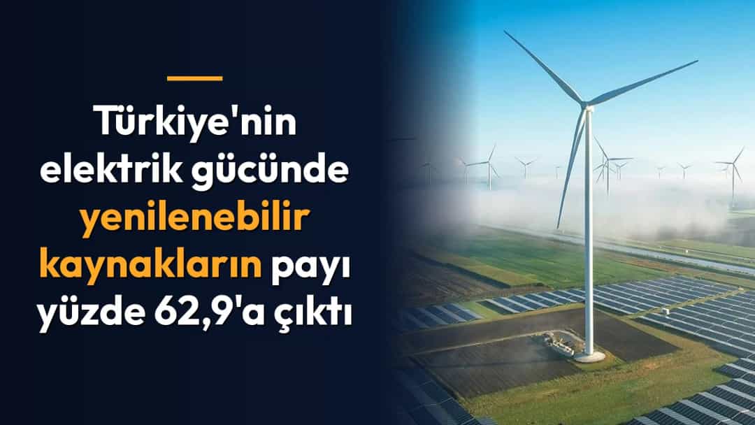 Güneş panelleri ve rüzgâr türbinlerinden oluşan yenilenebilir enerji sahası.