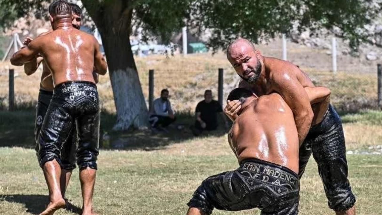 Elmalı kampı tamam gözler Kırkpınar’da görseli