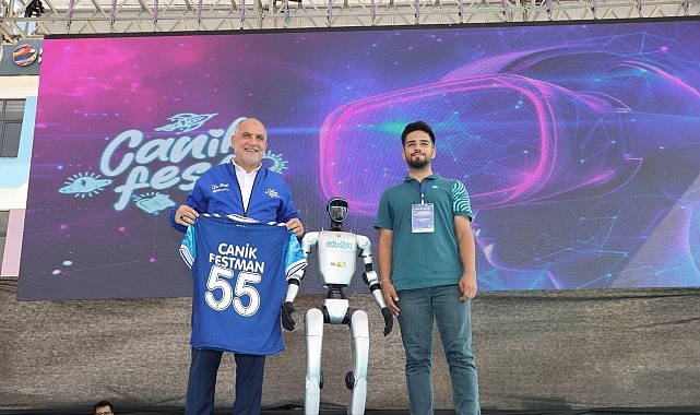 CANİKFESTMAN'a Fahri Vatandaşlık görseli