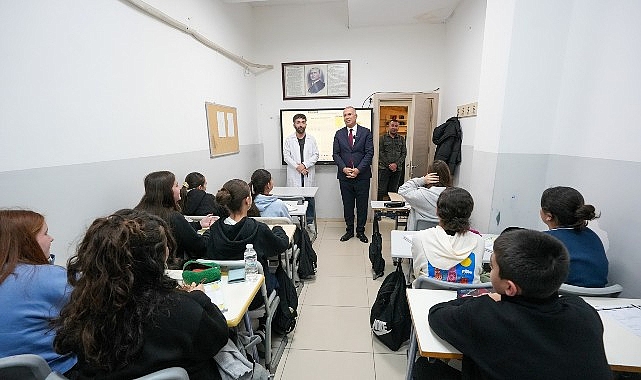 Gaziemir Belediyesi’nden öğrencilere ücretsiz eğitim hizmeti görseli