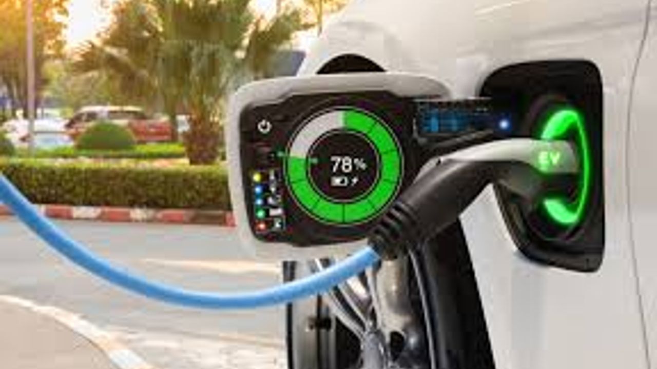 Elektrikli araç satışları yılın ilk yarısında 9,1 milyona ulaştı görseli