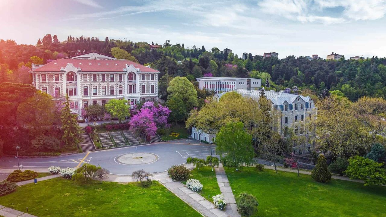 Boğaziçi Üniversitesi, THE 2026 alan sıralamalarında üst dilimlerde yer aldı görseli