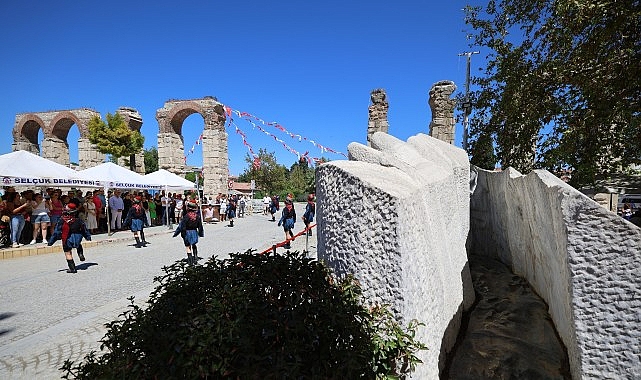 Büyük Taarruz ’un 103. Yılında Efes Selçuk “O AN’A” tanıklık etti görseli