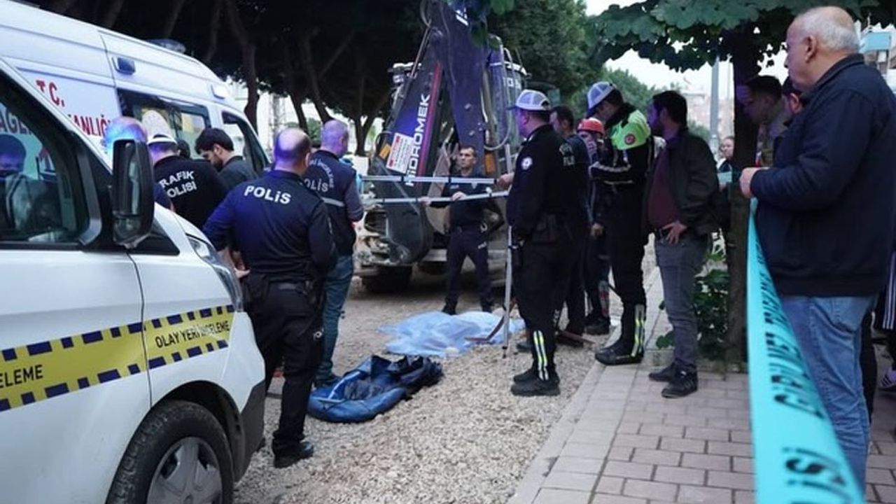 Altyapı çalışmasında feci kaza: 84 yaşındaki vatandaş hayatını kaybetti görseli