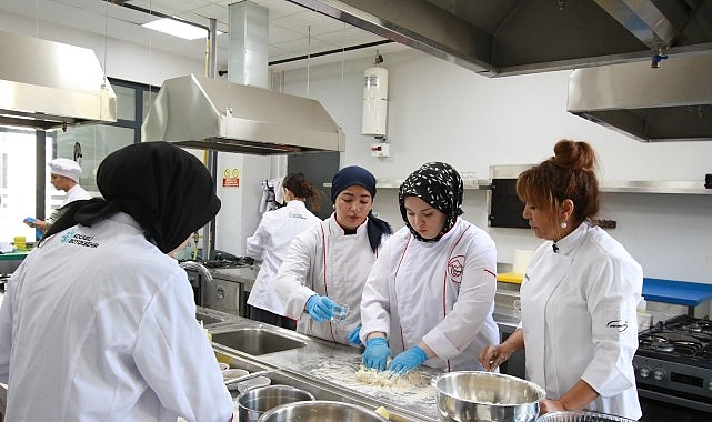 MasterChef Ayten Saner'den lezzet dersi görseli