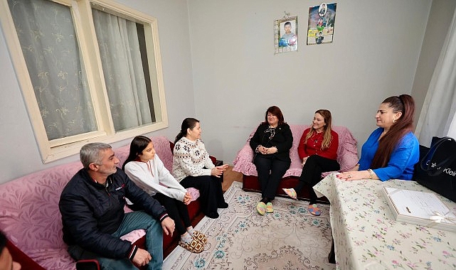 Başkan Mutlu yeni yıl öncesi komşularıyla buluştu görseli