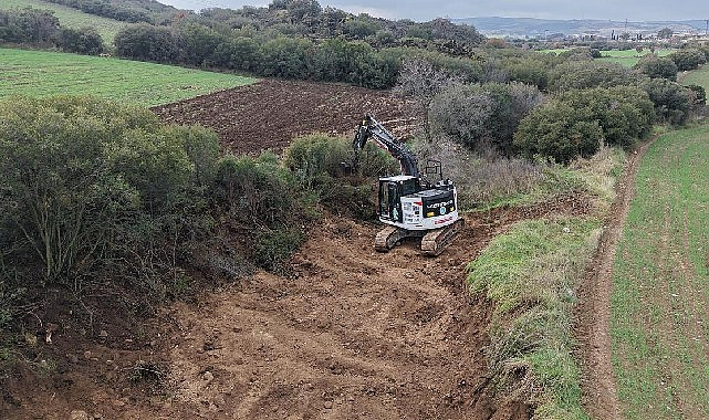 Büyükşehir Tarım Arazilerini Taşkınlara Karşı Koruyor görseli