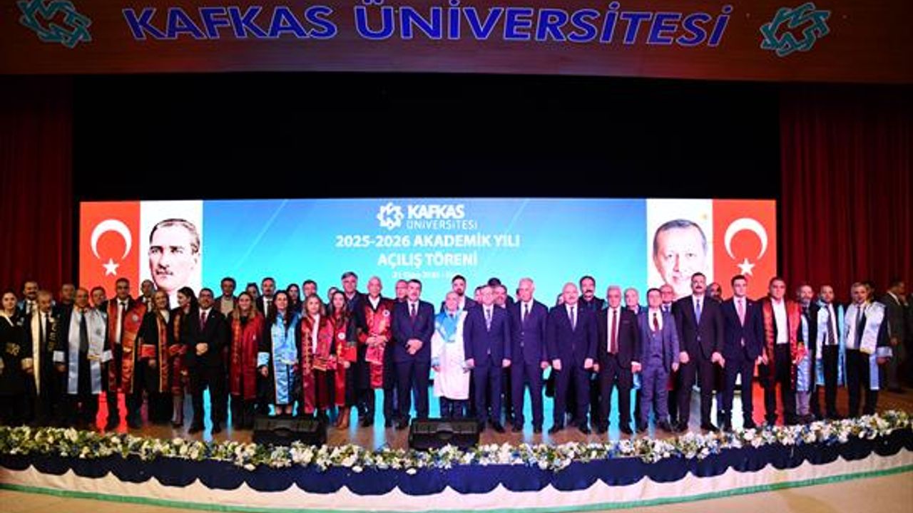 Kars Kafkas Üniversitesi'nde 2025-2026 akademik yılı açıldı görseli