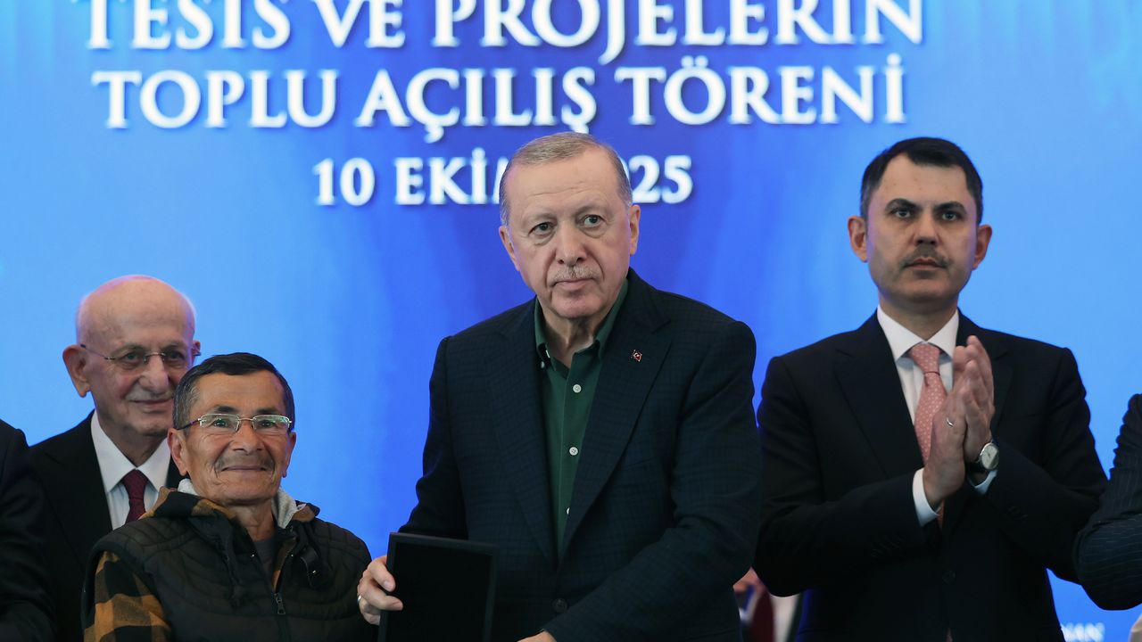 Bakan Kurum Rize'de Müjdeyi Verdi görseli