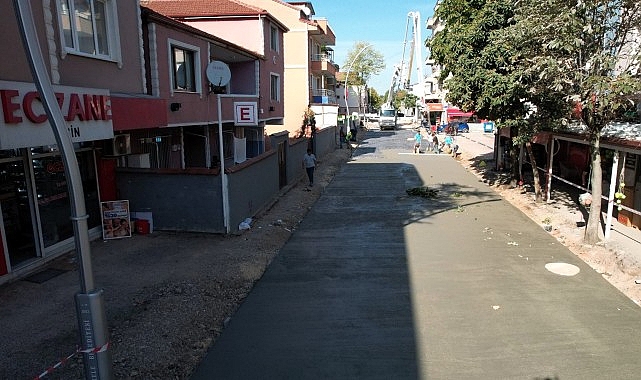 Başiskele Cumhuriyet Caddesi'nde üstyapı atağı görseli