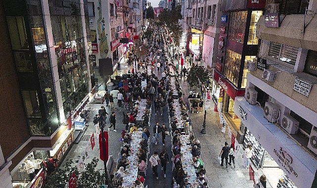 Karşıyaka Belediyesi’nden iftar dayanışması görseli
