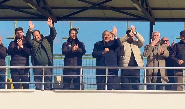Başkan Çırpanoğlu Deplasmanda da Takımın Yanında görseli