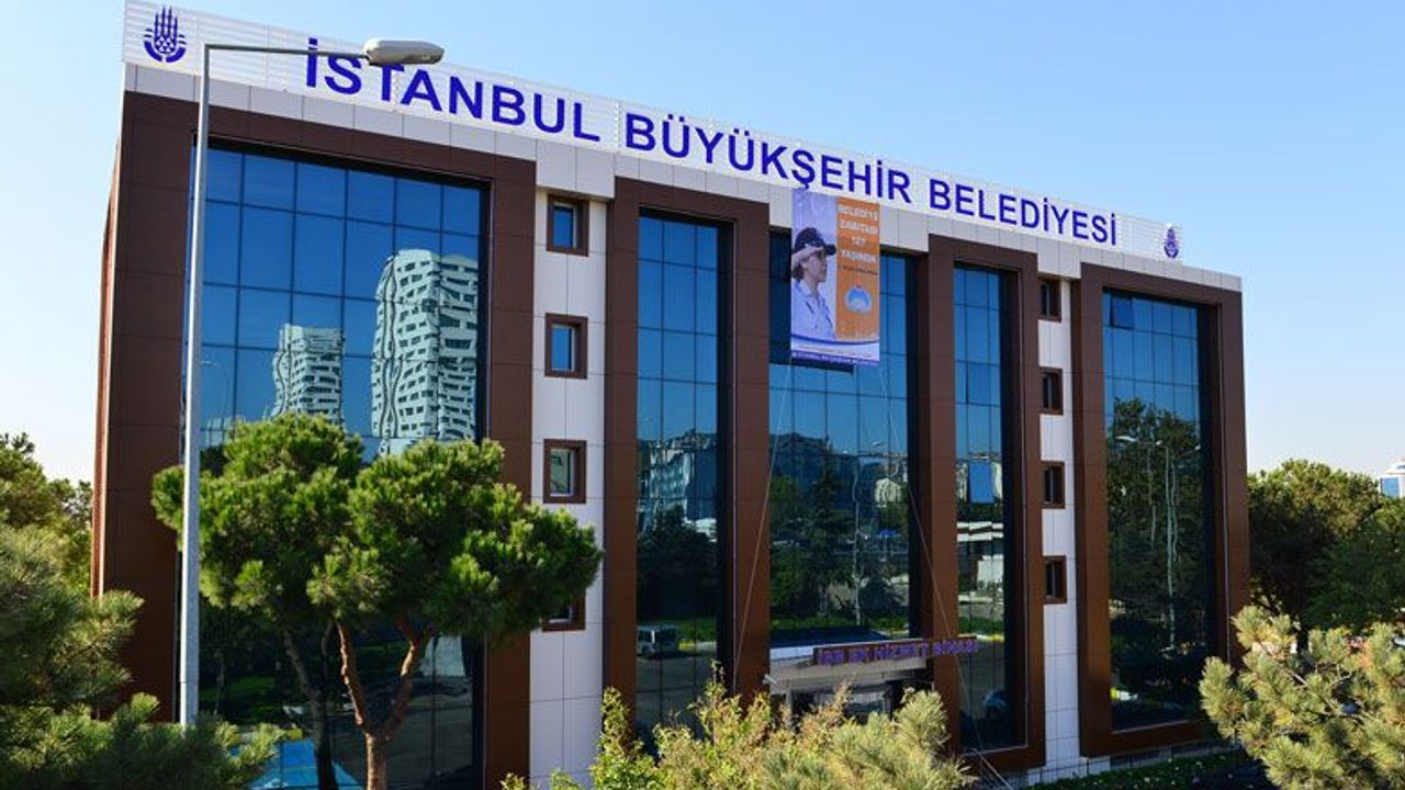 İBB’ye yönelik soruşturmada firari şüpheli kırmızı bültenle aranıyor görseli