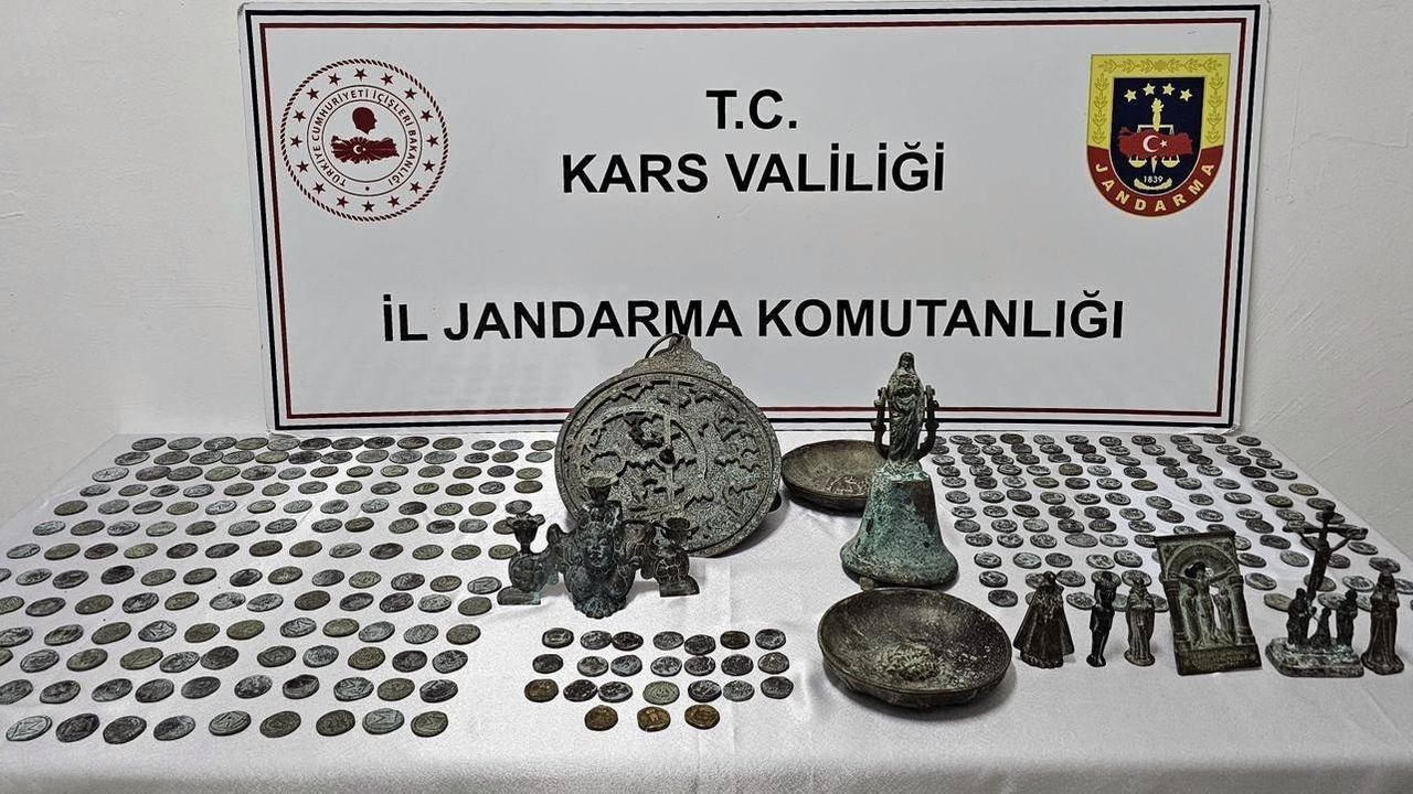 Kars’ta tarihi eser operasyonu: 5 şüpheli tutuklandı görseli