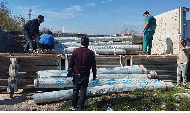 Büyükşehir Belediyesi’nden üreticiye sera naylonu desteği görseli